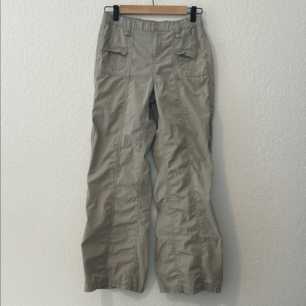 H&M Women’s Canvas Cargo Pants 2